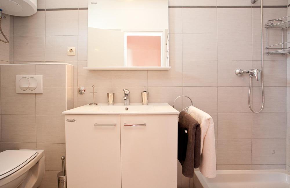 Apartments Melita Крк Екстер'єр фото